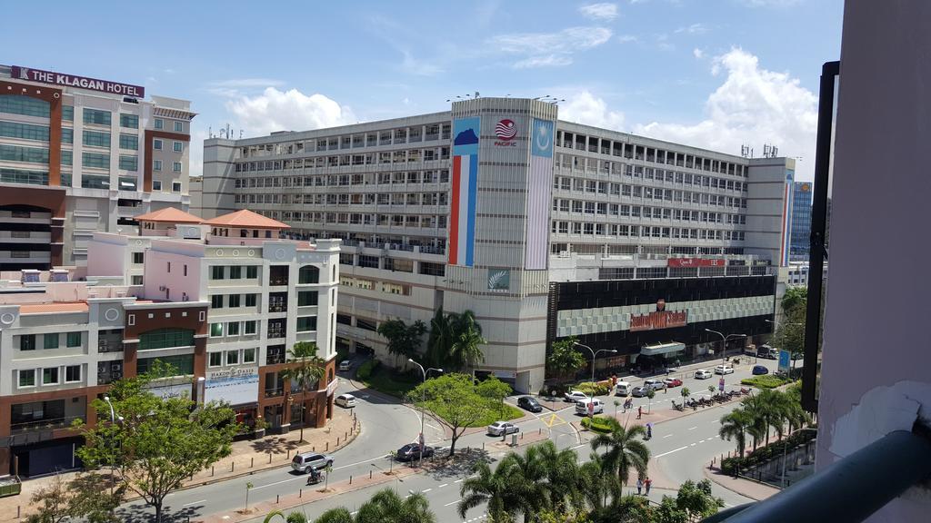 Marina Court Kk City Homestay كوتا كينابالو المظهر الخارجي الصورة